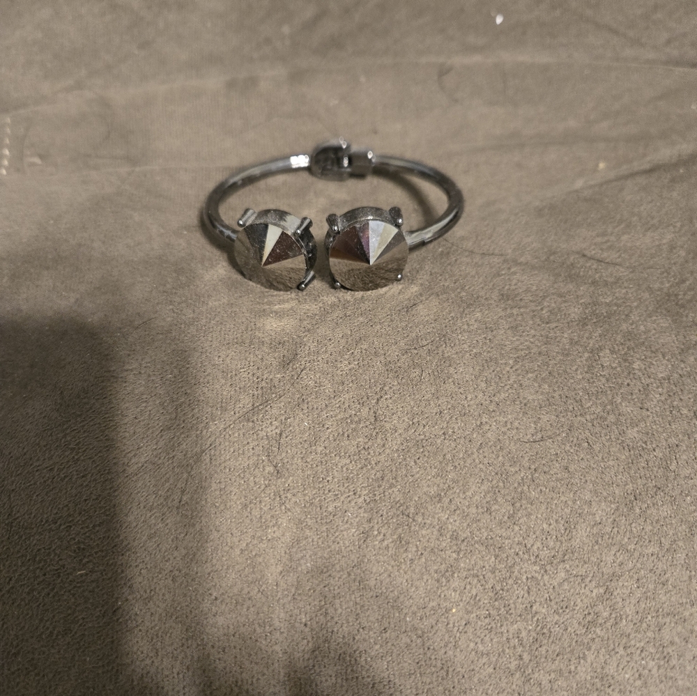 Paparazzi reflective gunmetal bangle bracelet